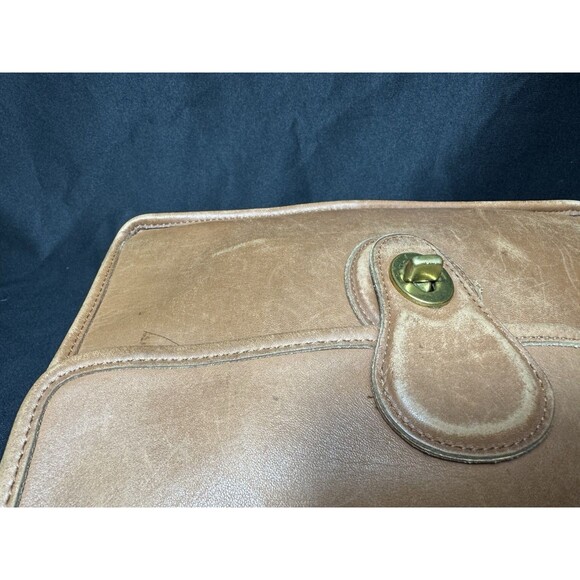 Vintage Coach 9927 Willis Leather Bag British Tan Brass Hardwear  - No Handles - Picture 8 of 13